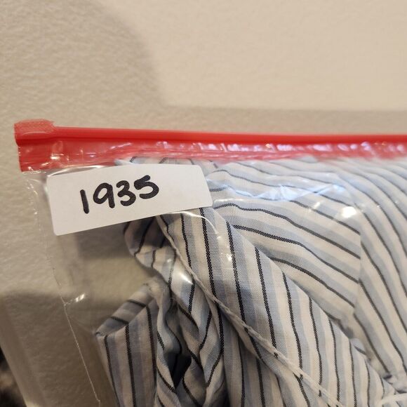 Left Of Center White Striped Ruffle Sleeveless Blouse Size Large Beach Coastal - Picture 11 of 11